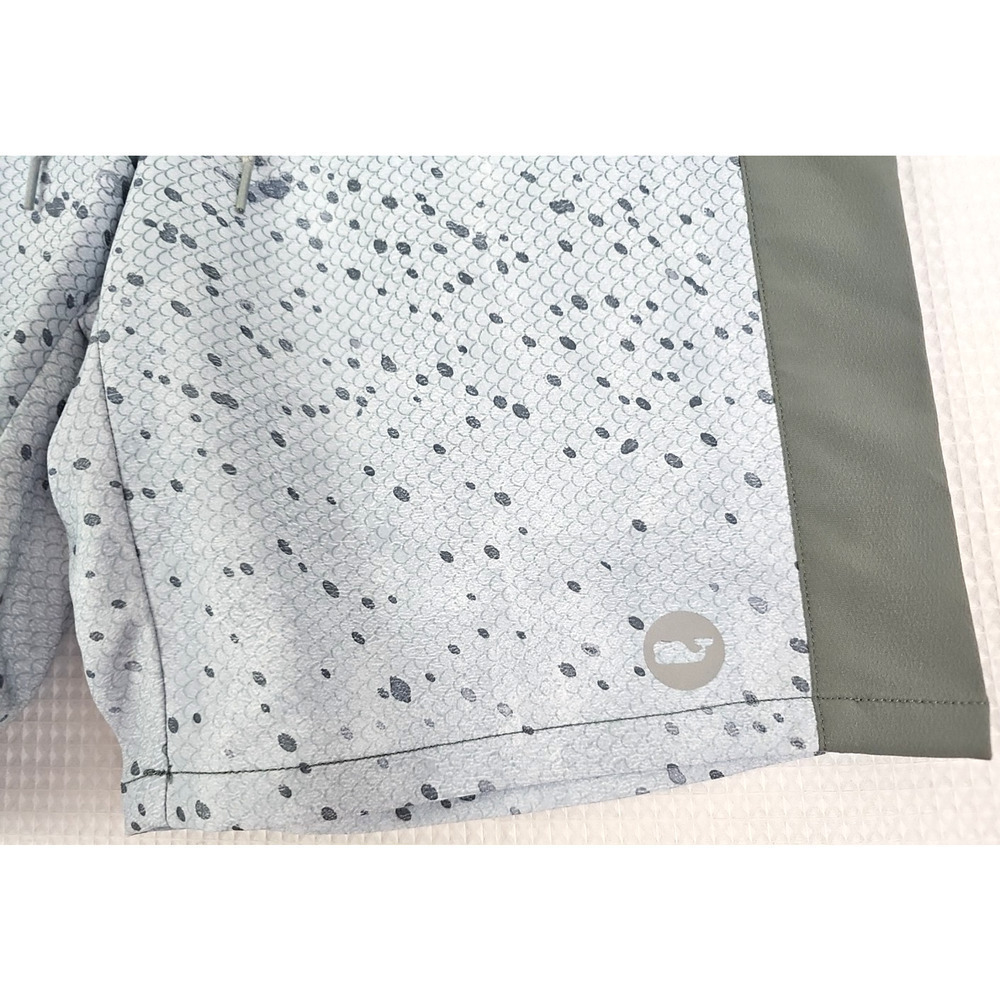 Vineyard Vines ~Men's Size 32~ Gray Board Unlined Shorts Barracuda Nwt $89.50 — image 6 of 8
